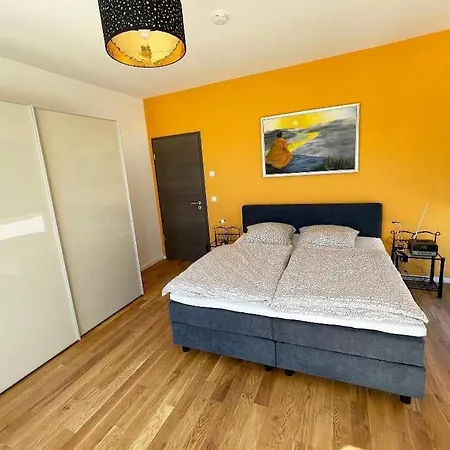 Zeitraum Oberwiehl - Wohnen Im Penthouse Apartment Wiehl